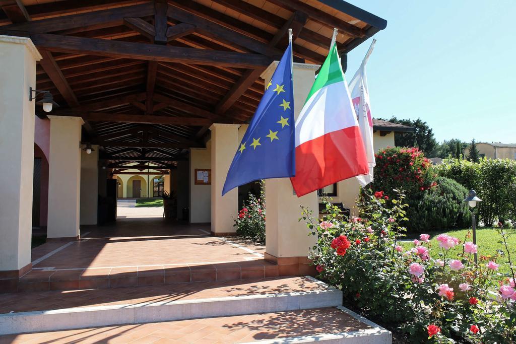 Le Corti Del Sole Residence Вентурина-Терме Екстер'єр фото